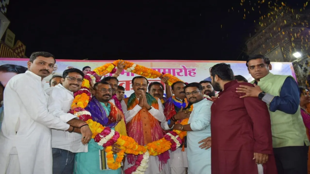  नागपुर हिंसा को लेकर डिप्टी सीएम  केशव प्रसाद मौर्य  का बयान  : बोले- आक्रमणकारियों के नाम पर हिंसा बर्दाश्त नहीं