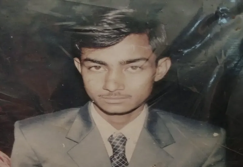 बिजनौर : कैंसर पीड़ित शिक्षक ने खुद को मारी गोली, परिवार में मचा कोहराम