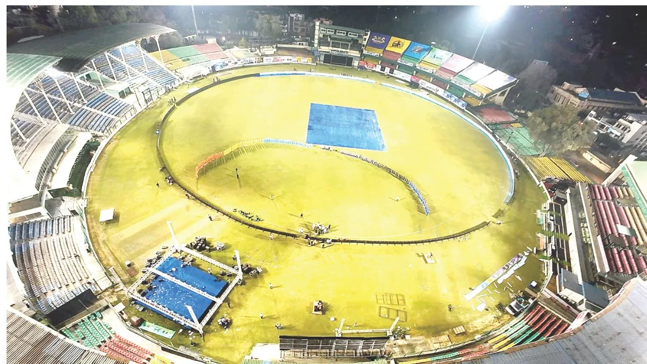 Kanpur के ग्रीनपार्क स्टेडियम में KPL मैच जारी: सिंगर अंकित-युवराज हंस देंगे परफार्मेंस, कुछ इस तरह होंगे रंगारंग कार्यक्रम... 