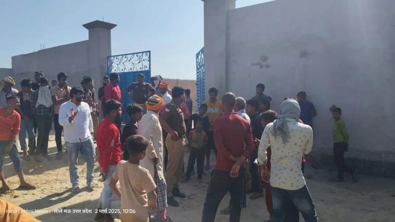 Gonda News: घनी आबादी से चमड़ा फैक्ट्री को हटाने की मांग, ग्रामीणों ने बुलंद की आवाज