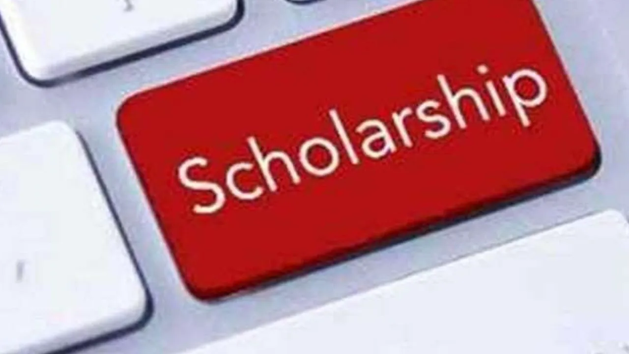 Kanpur: शासन ने जिलाधिकारी के पत्र का लिया संज्ञान, छात्रवृत्ति से वंचित छात्रों को राहत, फिर खुलेगा पोर्टल   