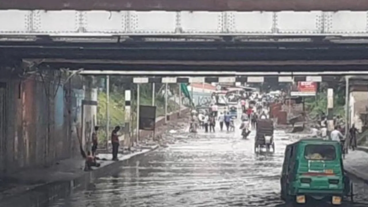Kanpur: बरसात आते ही जूही पुल पर स्टॉर्म वॉटर हाउस बनाने की आई याद, फाइलों में दबा प्रोजेक्ट जिन्न की तरह निकला बाहर