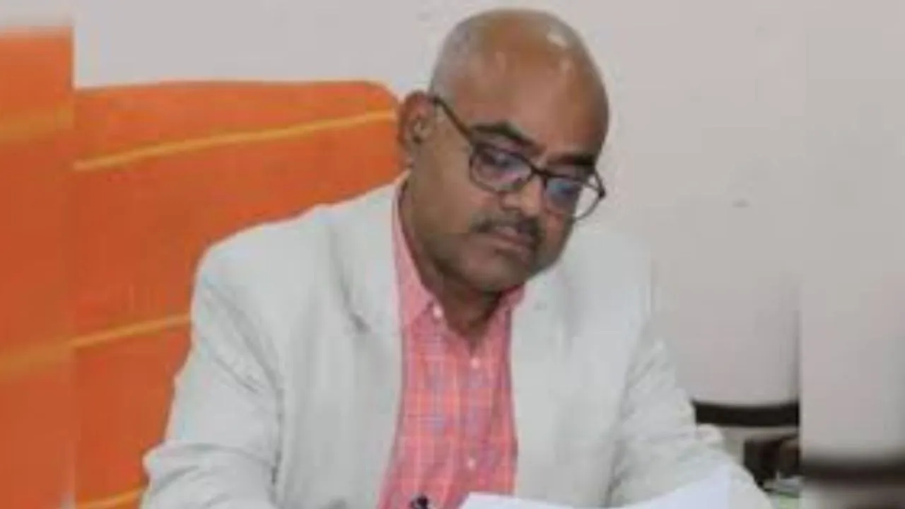 Kanpur: गलत रिपोर्ट पर जवाब नहीं दे सकीं समाज कल्याण अधिकारी, जिलाधिकारी ने फटकारा, दोबारा होगी जांच