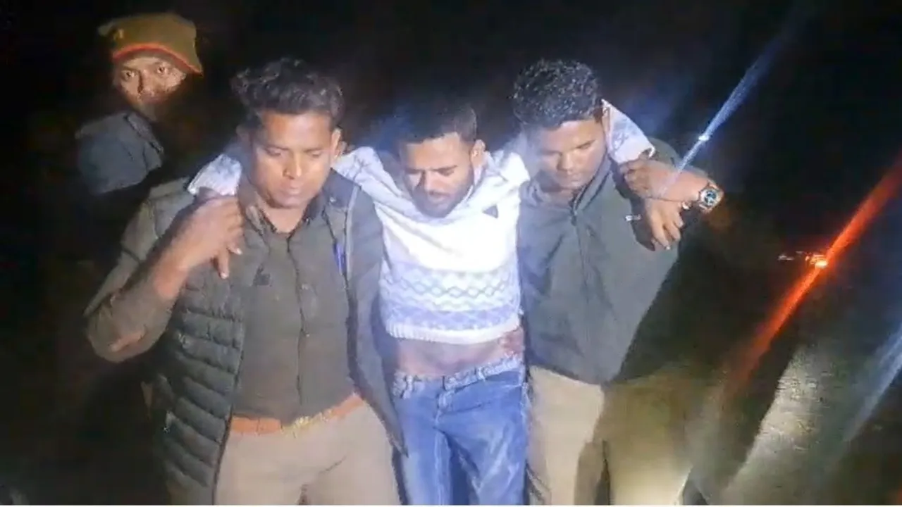 Barabanki Police Encounter : पुलिस से मुठभेड़ में हत्थे चढ़े लूट व हत्या के चार आरोपी