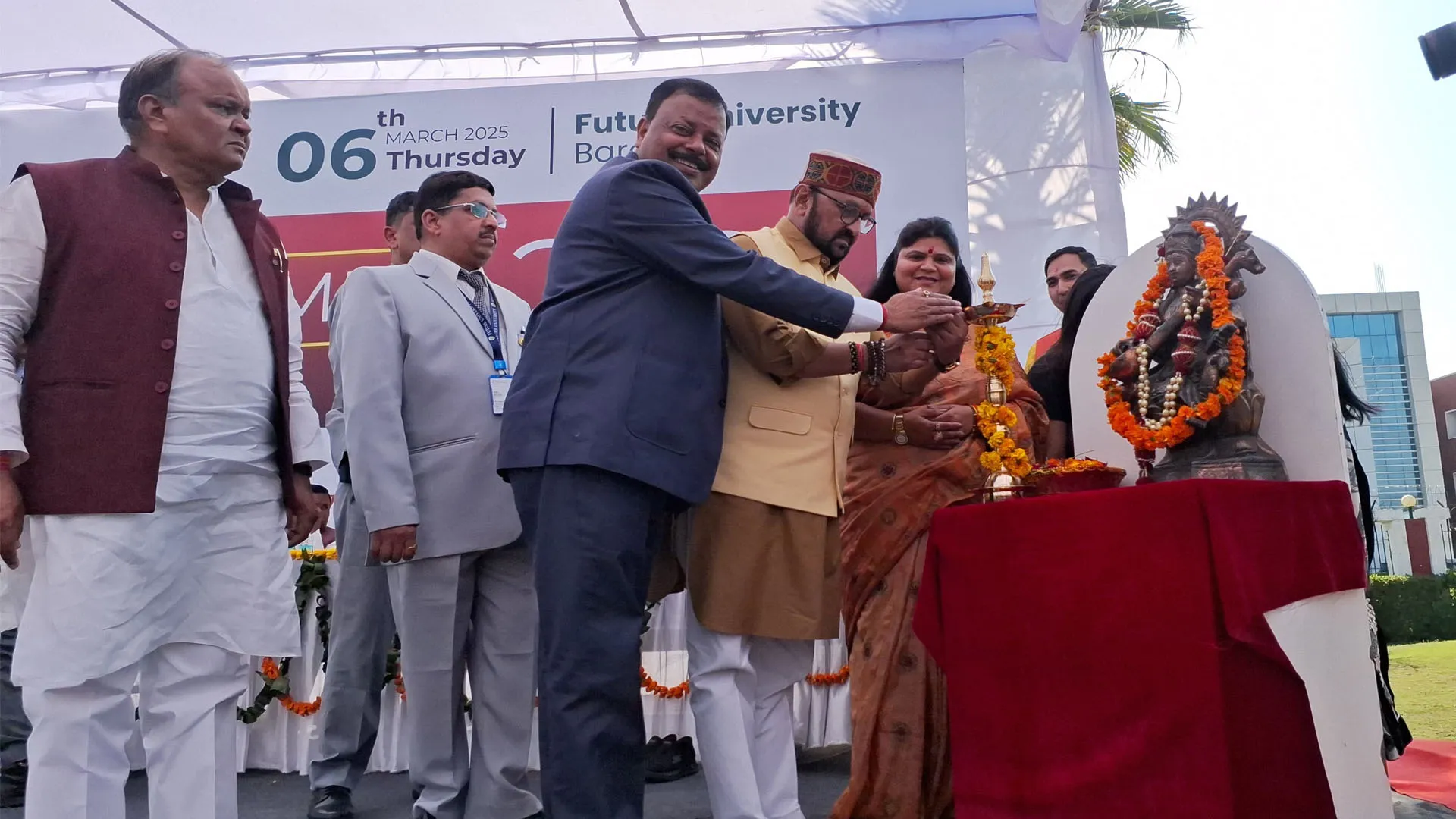 Bareilly: एडीयूएआई समिट 2025...प्रौद्योगिकी आधारित पहचान बना रहा फ्यूचर विश्वविद्यालय