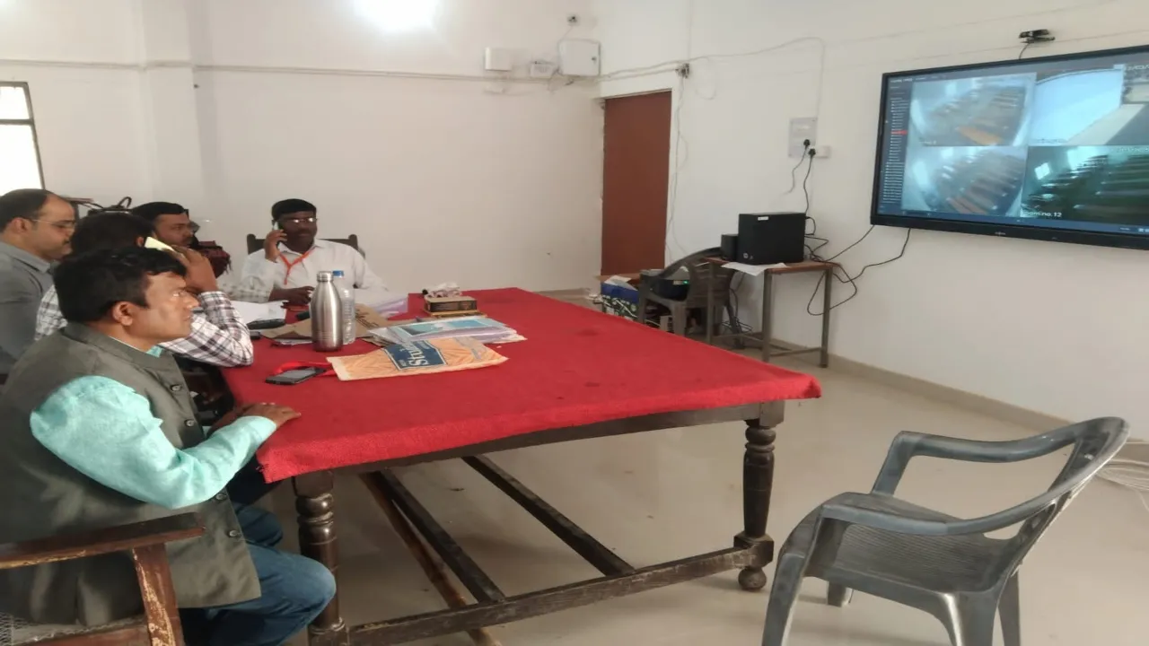 UP Board Exam 2025 : 16 दिन में एक भी नकलची नहीं, बोर्ड परीक्षा में अयोध्या ने रचा इतिहास