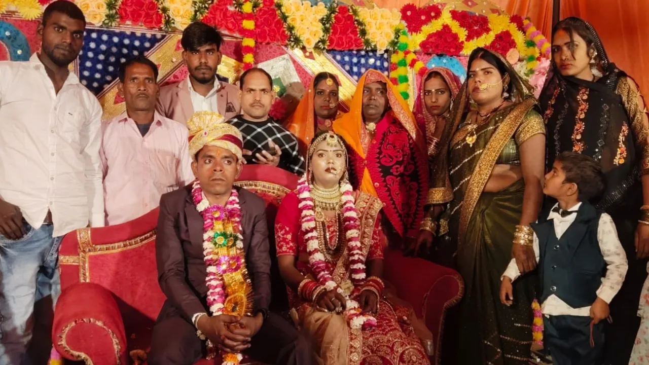 बगैर दुल्हन के लौटी बारात, जयमाल के बाद लड़की ने शादी से किया इंकार, वजह बताई कि दोनों पक्ष के अलग अलग है देवी-देवता