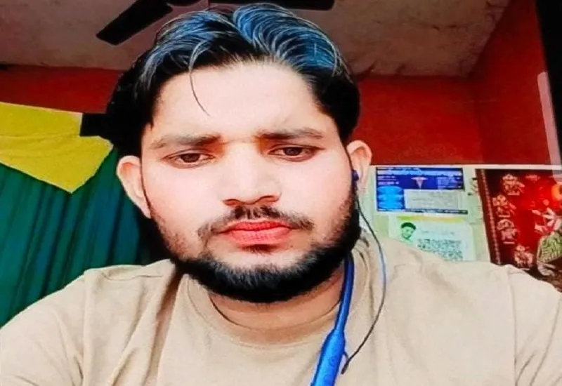 अमरोहा : सड़क किनारे मिला युवक का शव, पिता ने जताई हत्या की आशंका