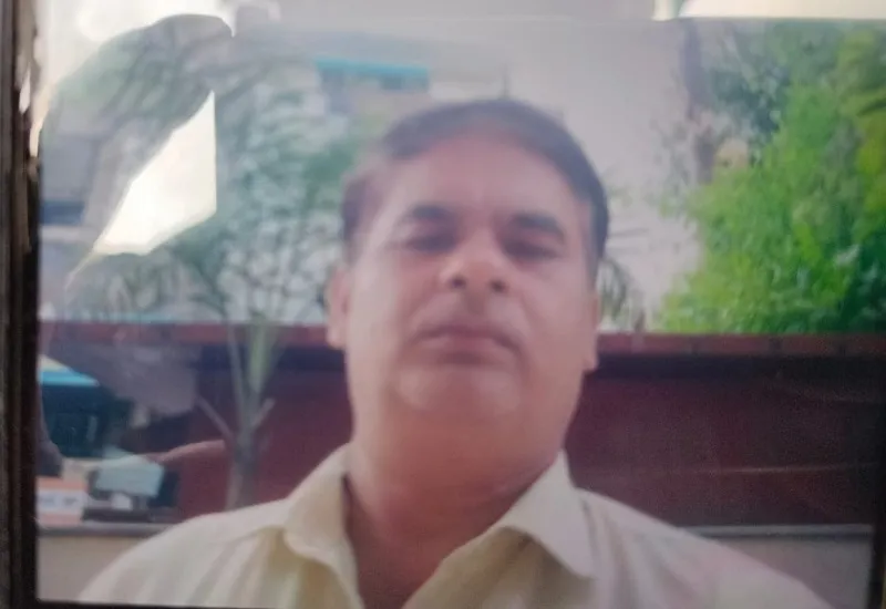 मुरादाबाद : तेज रफ्तार कैंटर ने स्कूटी सवार दो लोगों को रौंदा, एक की मौके पर मौत...दूसरा गंभीर रूप से घायल