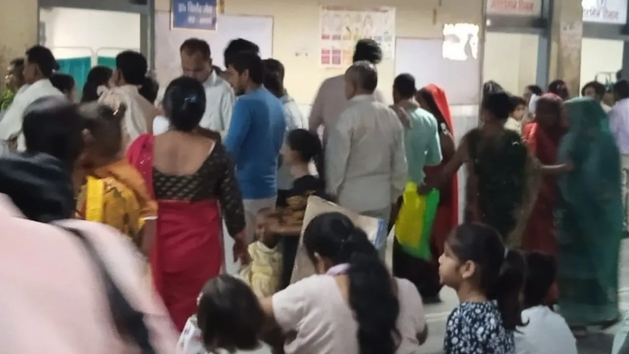 शाहजहांपुर: मौसम के बदलने से बढ़े बुखार और डायरिया के मरीज, अस्पतालों में बढ़ी भीड़