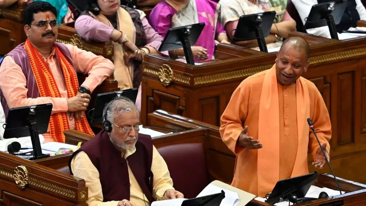 Last day of assembly session : सीएम योगी बोले, जिसकी जैसी दृष्टि, उसको वैसी ही सृष्टि महाकुंभ में देखने को मिली