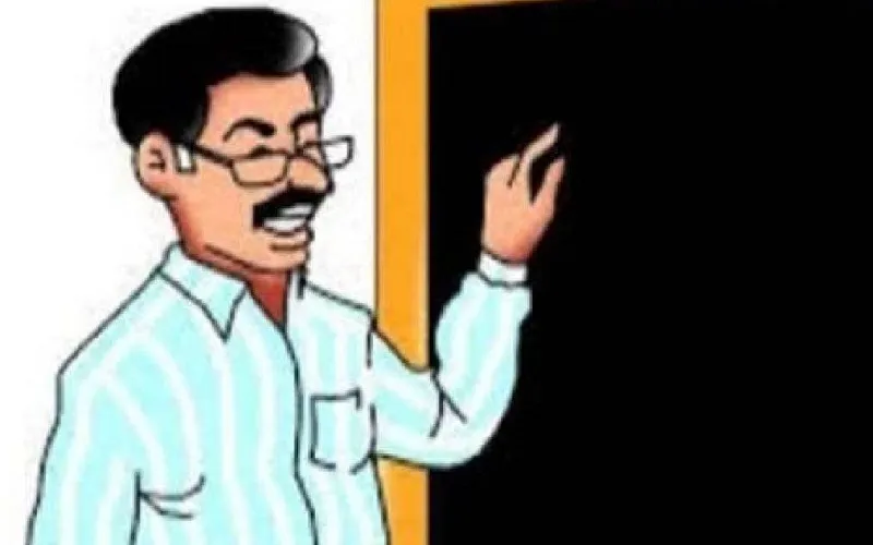 Amroha : गुरु जी स्कूल से गायब, हेड मास्टर लगा रहे हैं हाजिरी