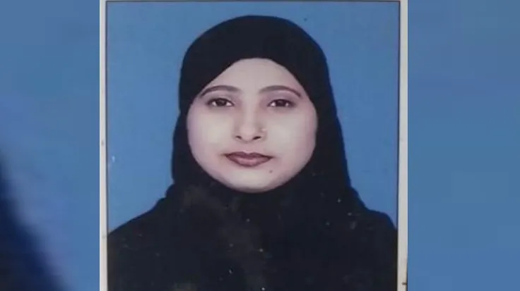 14 साल बाद दोबारा पढ़ाई शुरू कर हासिल की सफलता, रामपुर की हिना बनीं मिसाल