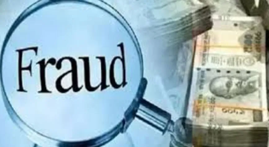 Bareilly: फाइनेंस कंपनी को लगाई लाखों की चपत, लोन पर ली कार और ट्रक फिर कटवाया