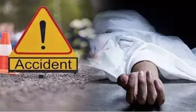 लखीमपुर खीरी: तेज रफ्तार कार ने चार युवकों को रौंदा, नाले में गिरने से एक मौत