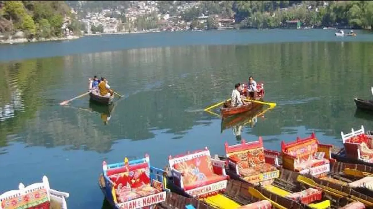 भीमताल में अवैध रूप से संचालित नाव स्टैंडों पर होगी कार्रवाई  