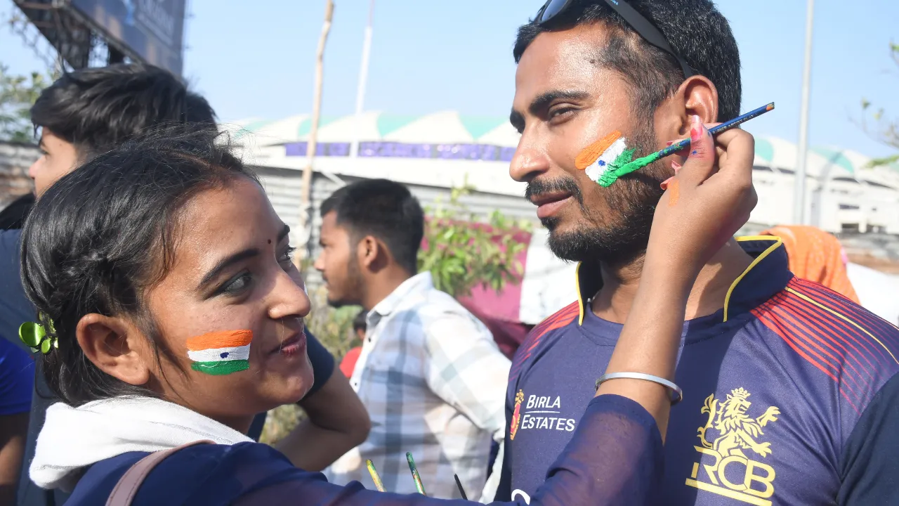 IPL 2025: एलएसजी और गुजरात में होगी कांटे की टक्कर, फैंस के चेहरों पर दिखी चमक