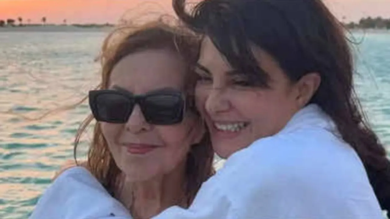 जैकलीन फर्नांडिस की मां का हुआ निधन, लीलावती हॉस्पिटल में कई दिनों से थीं भर्ती