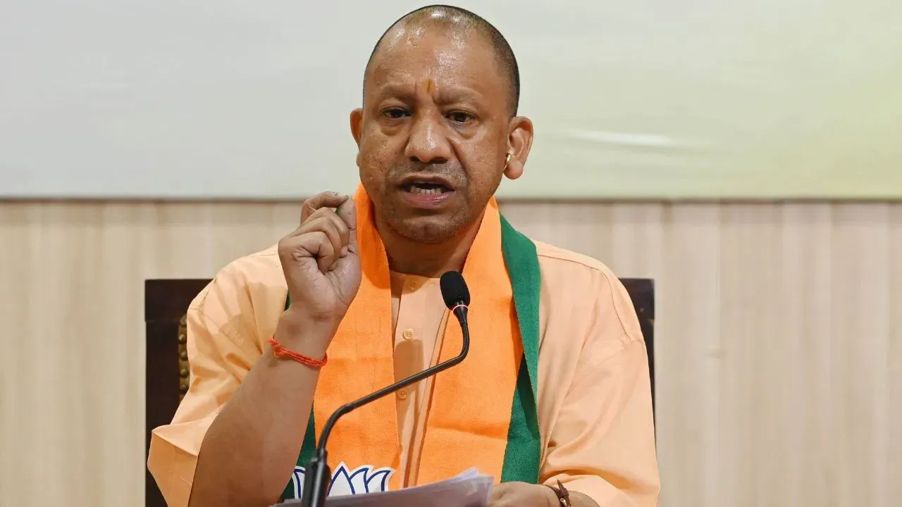 यूपी में अगले 10 साल तक योगी ही रहेंगे बॉस, भाजपा नेतृत्व और RSS यूपी की कमान पूरी तरह सौंपने को तैयार