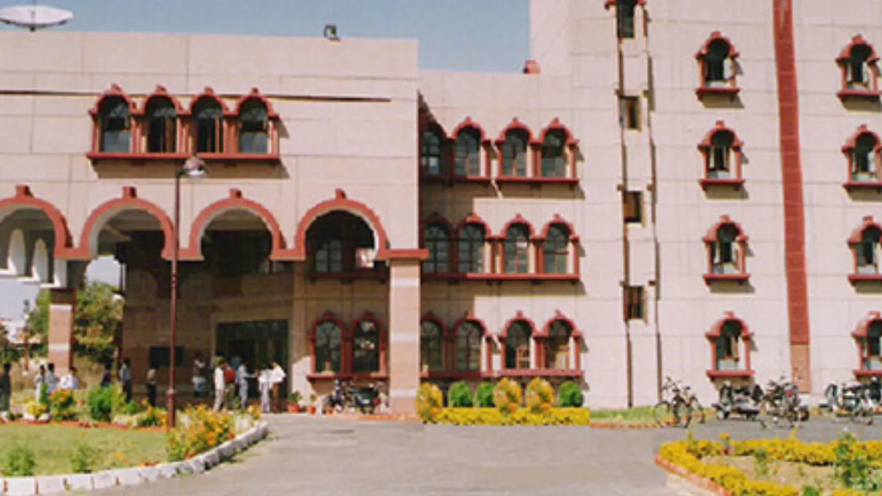 संस्कृत विश्वविद्यालय में प्रवेश शुरू, छात्र सेना में धर्मगुरु, अर्चक, पौरोहित्य कर्मकांड में बनेंगे दक्ष