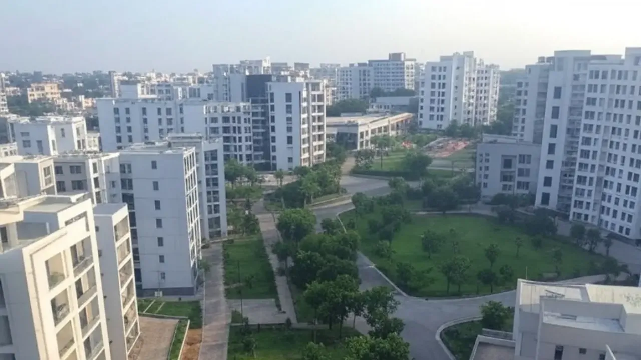 आदर्श खंड में भूखंड की लगी सेल, राम नवमी पर 9,601 लोगों ने भरे फार्म