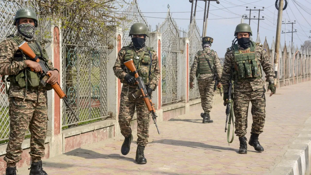 LoC पर पाकिस्तान ने एक बार फिर की कायराना हरकत, भारतीय सेना ने दिया मुहतोड़ जवाब