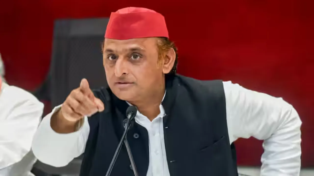 उत्तर प्रदेश सरकार पर अखिलेश यादव ने साधा निशाना, कहा- चंबल की पहाड़ियों में हो रहा है अवैध खनन, मिलीभगत का भी लगाया आरोप