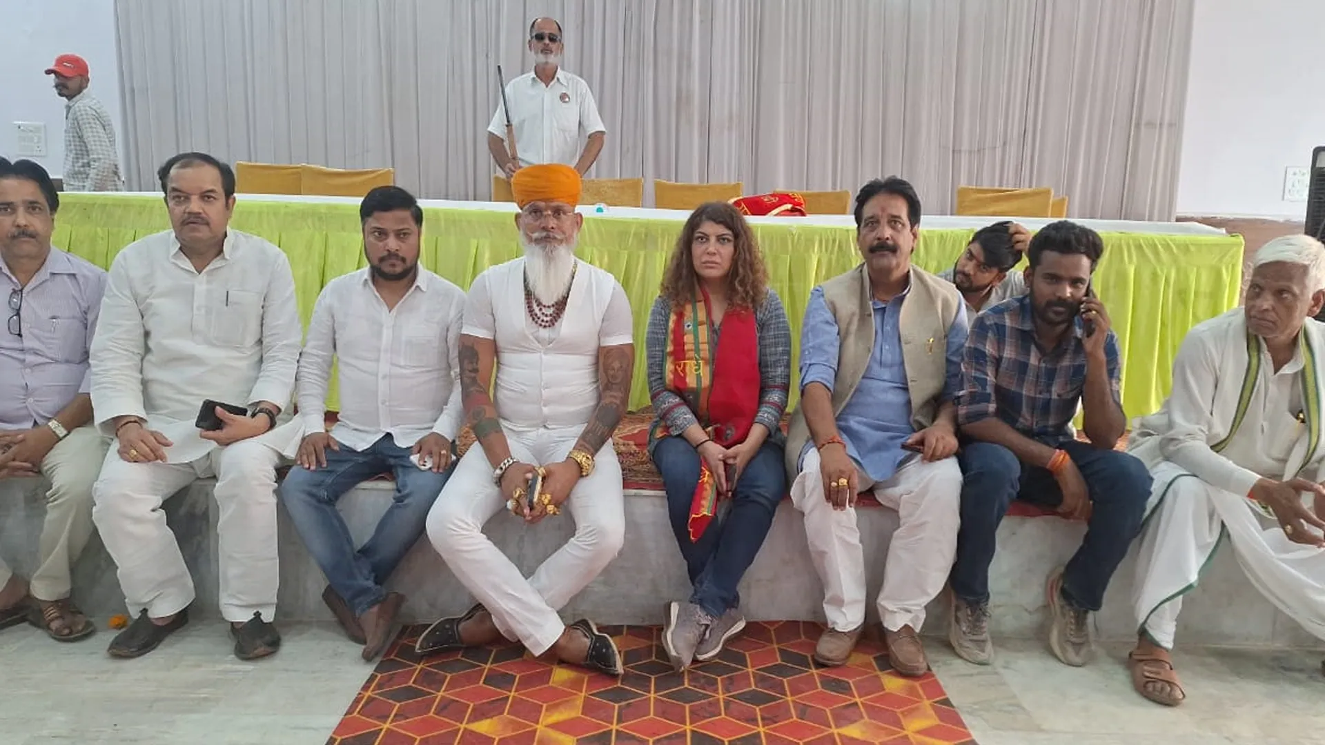 कासगंज: क्षत्रियों का अपमान सहन नहीं...करणी सेना अखिलेश और रामगोपाल के घर का करेगी घेराव