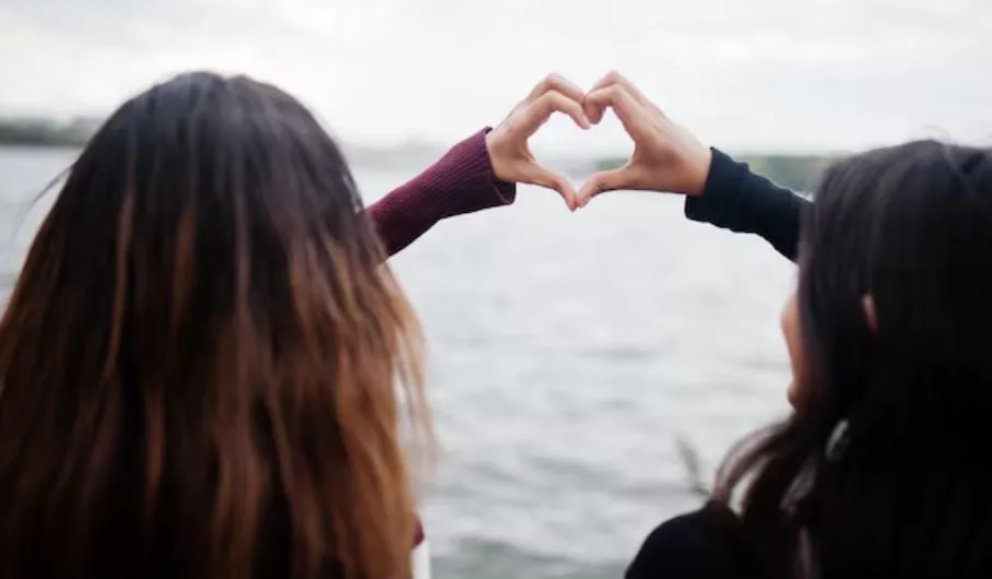 Bareilly: बहनों को एक दूसरे से हुआ इश्क, अब कर दिया ऐसा कांड...मामला पहुचा SSP के पास