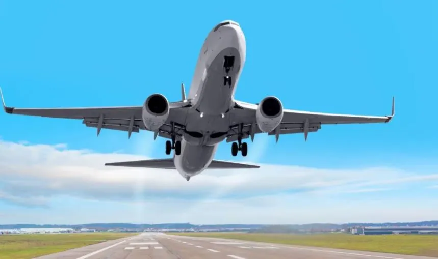 Bareilly: मुंबई और बेंगलुरू की फ्लाइट का समय बदला, जानें अब कितने बजे से भरेगी उड़ान?