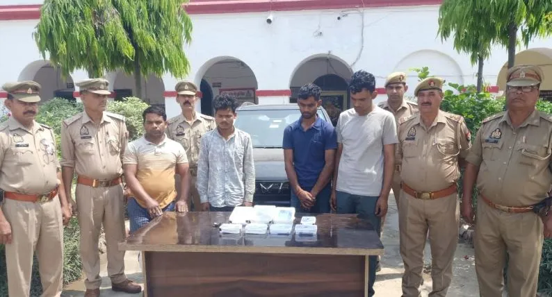 बरेली में मुठभेड़ के बाद चार शातिर बदमाश गिरफ्तार, चोरी के पुराने मामले का पर्दाफाश