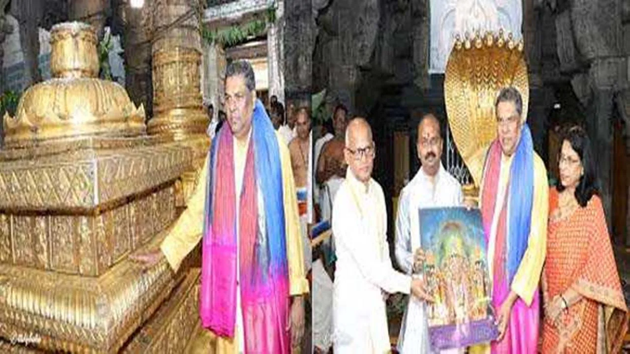 CJI Khanna: सीजेआई संजीव खन्ना ने तिरुमाला मंदिर में की पूजा-अर्चना 