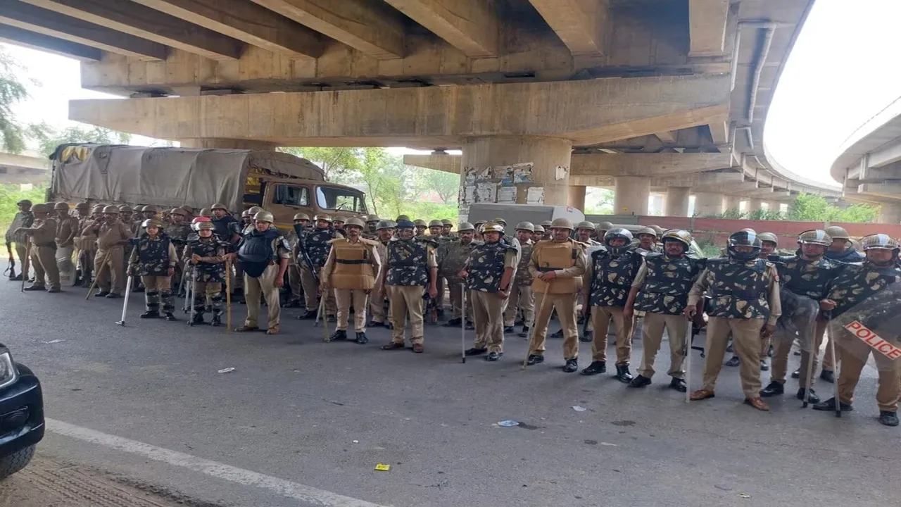 राणा सांगा की जयंती : आगरा में चप्पे-चप्पे पर पुलिस का पहरा और करणी सेना का सम्मेलन