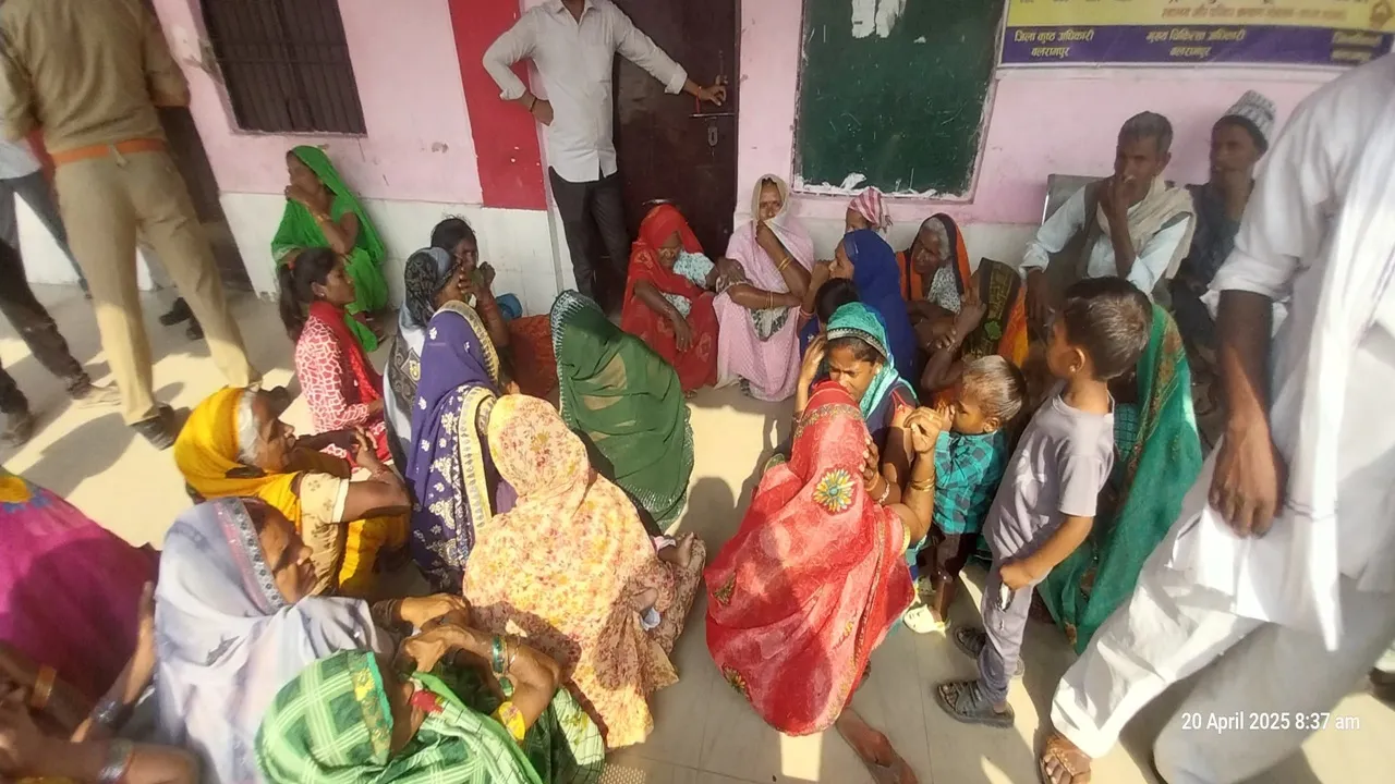 बलरामपुर: सड़क हादसे में देवर-भाभी की मौत, दो मासूम बच्चे गंभीर रूप से घायल