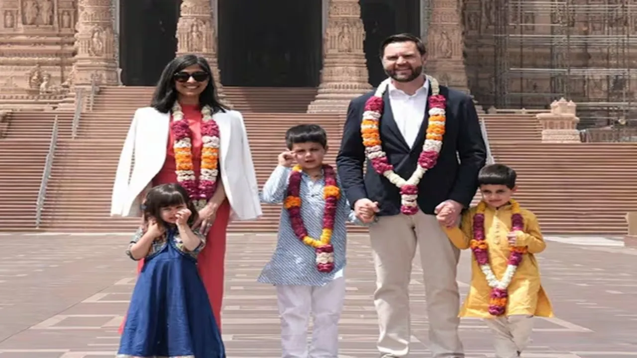 अमेरिकी उपराष्ट्रपति वेंस और उनके परिवार ने अक्षरधाम मंदिर में किए दर्शन, आज शाम पीएम मोदी डिनर होस्ट करेंगे