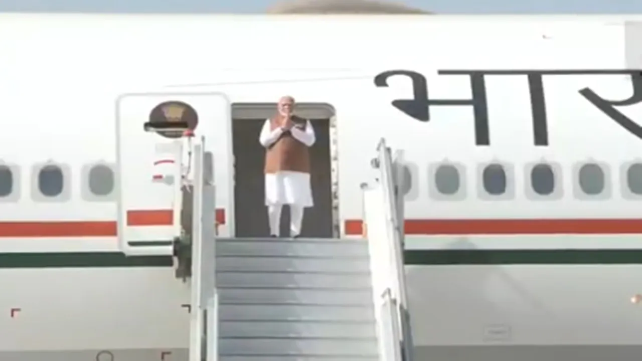 सऊदी अरब के लिए रवाना हुए प्रधानमंत्री मोदी, भारतीय समुदाय को करेंगे संबोधित, क्राउन प्रिंस के साथ कई मुद्दों पर होगी चर्चा