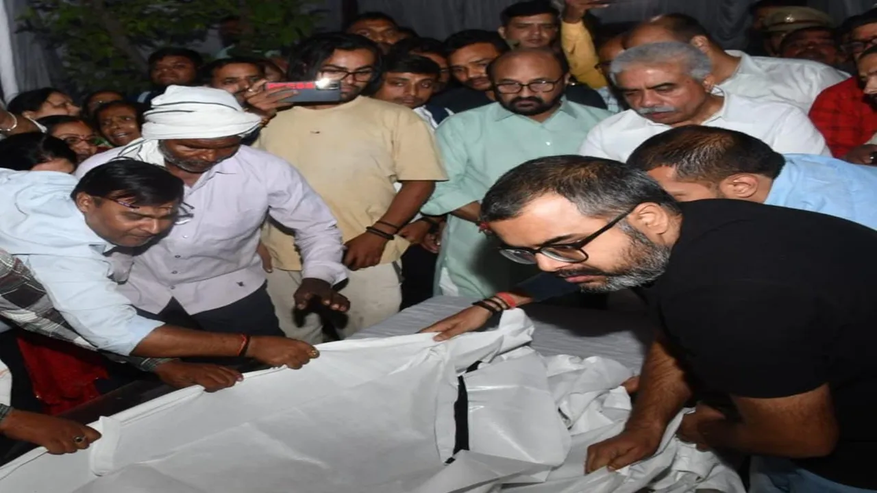 Pahalgam Attack: घर का इकलौता चिराग था शुभम, कानपुर पहुंचा शव, आज होगा अंतिम संस्कार, सीएम योगी देंगे श्रद्धांजलि