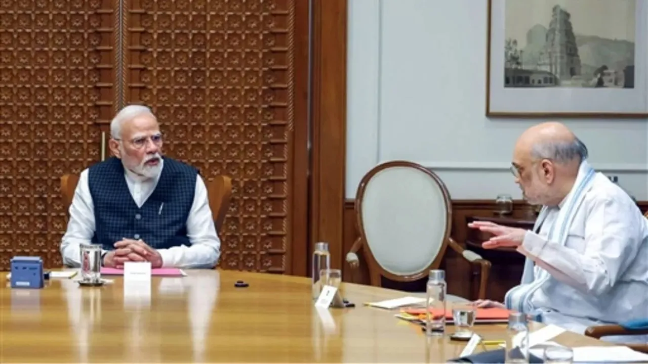 Pahalgam Terror Attack: पहलगाम आतंकी हमले में मारे गए कर्नाटक के दो पर्यटकों के शव पहुंचे बेंगलुरु, सरकार ने बुलाई सर्वदलीय बैठक