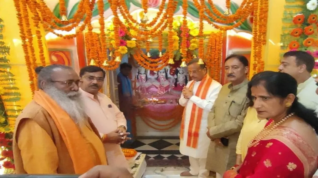 भारत में छुपे पाकिस्तानियों को ढूंढ कर निकालेगी सरकार : डॉ दिनेश शर्मा 