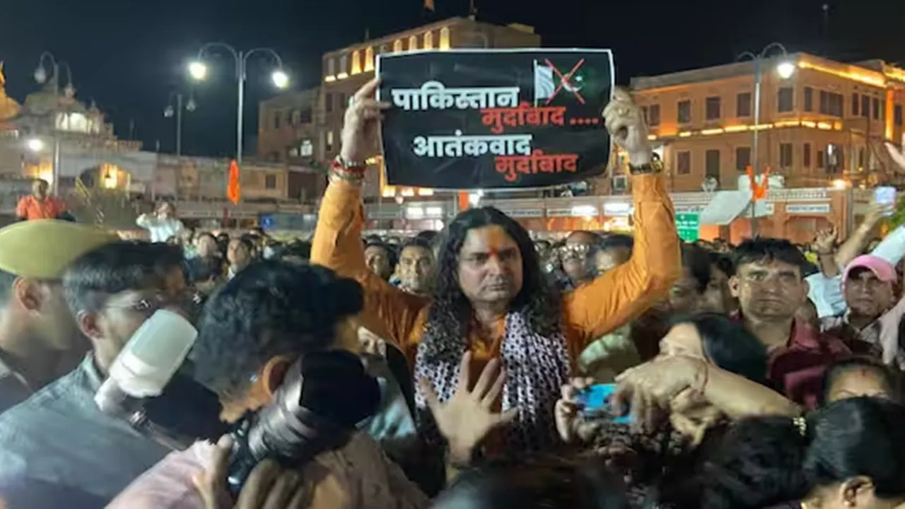 राजस्थान: बालमुकुंद आचार्य पर मस्जिद के अंदर नारेबाजी करने का आरोप, विधायक ने क‍िया खंडन, जानें सफाई में क्या कहा...