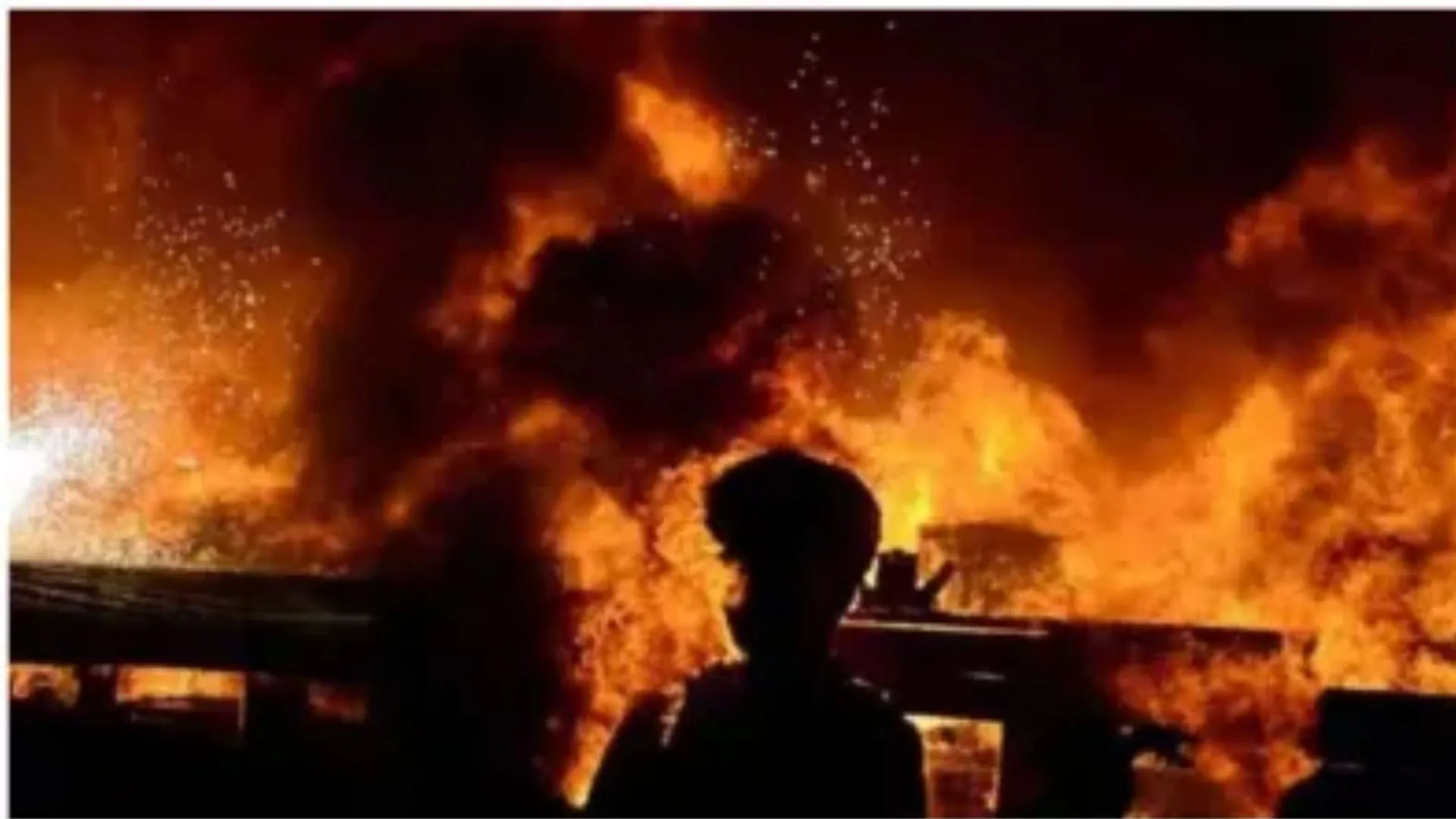 गुजरात: पटाखा गोदाम में आग का तांडव, 21 मजदूरों की जलकर मौत...CM ने किया मुआवजे का ऐलान