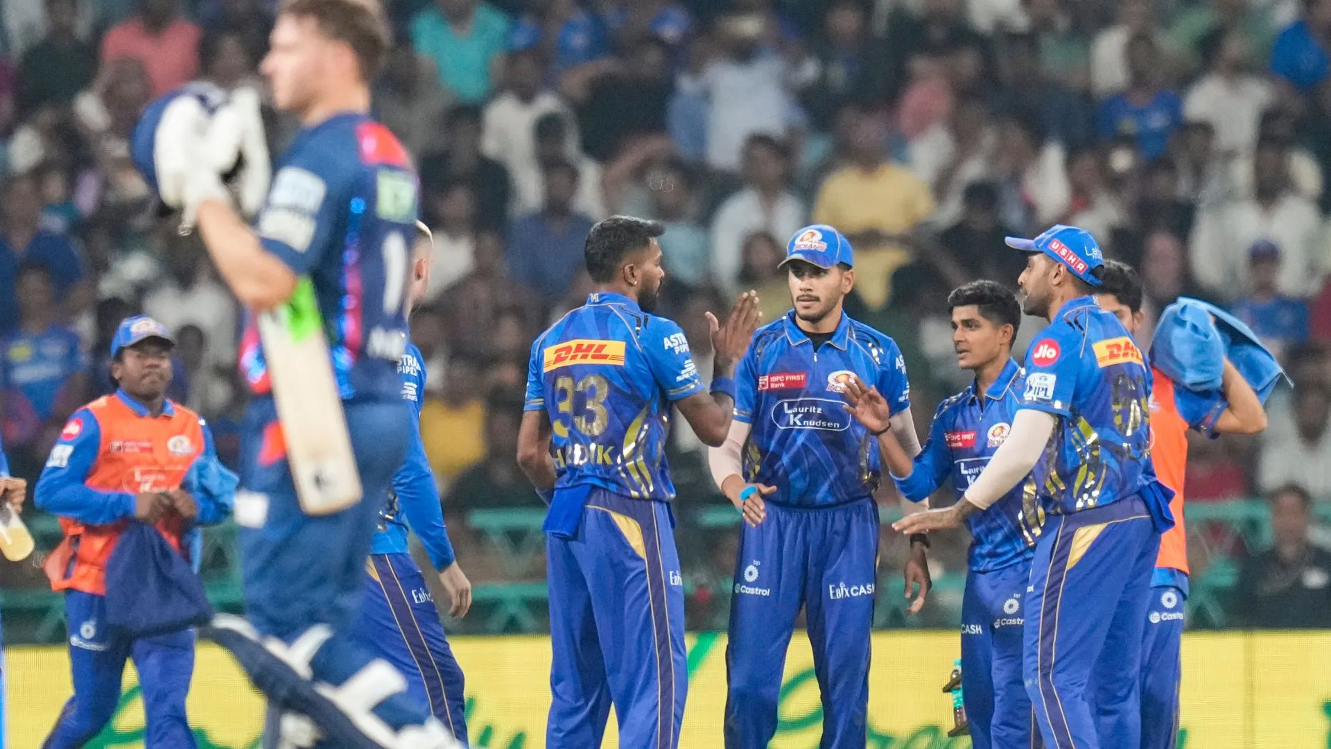 IPL 2025: लखनऊ सुपरजायंट्स ने मुंबई इंडियंस को 12 रन से हराया