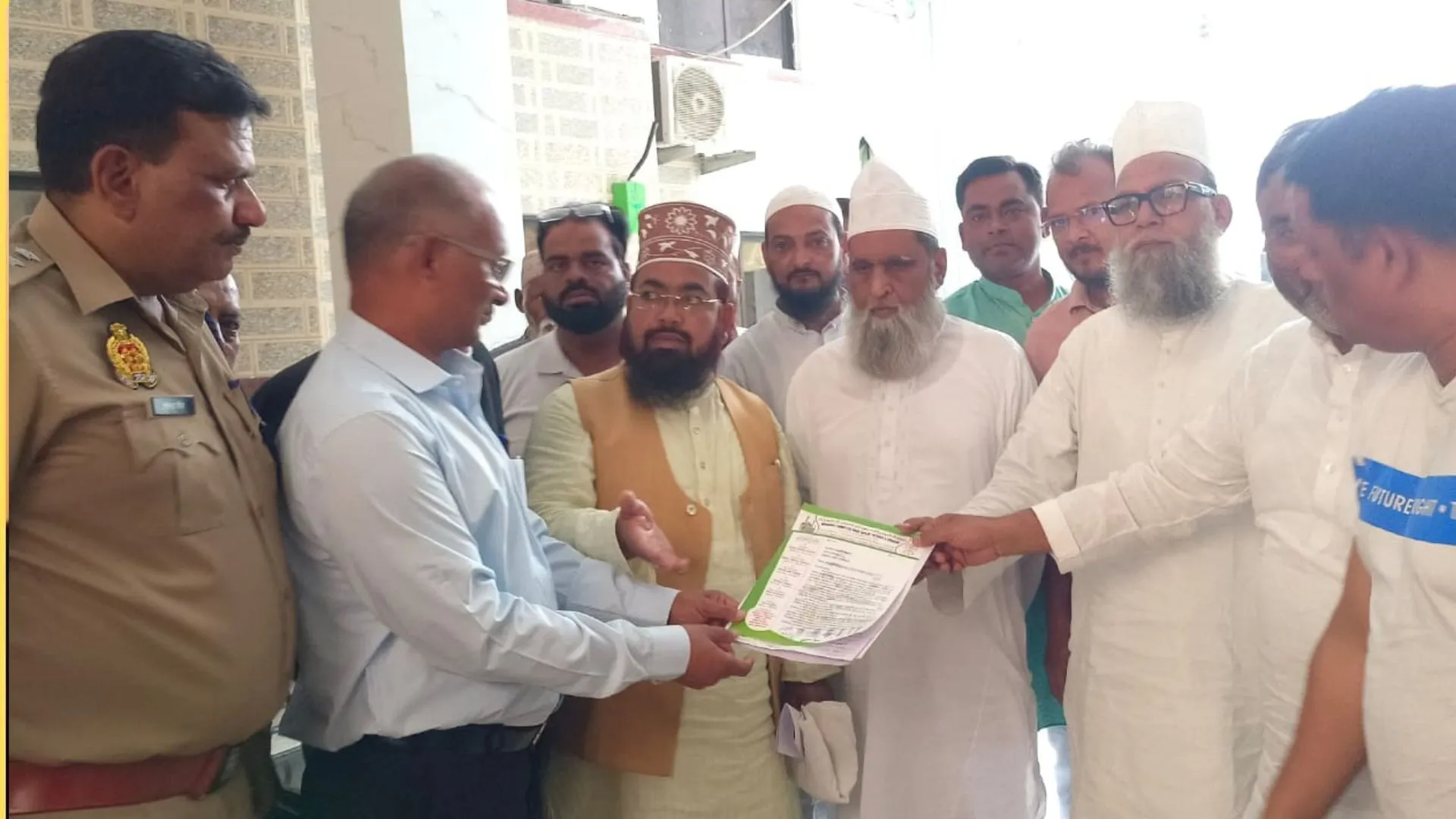 अयोध्या: वक्फ संशोधन बिल को लेकर उलेमाओं ने दिया ज्ञापन, जताया विरोध  