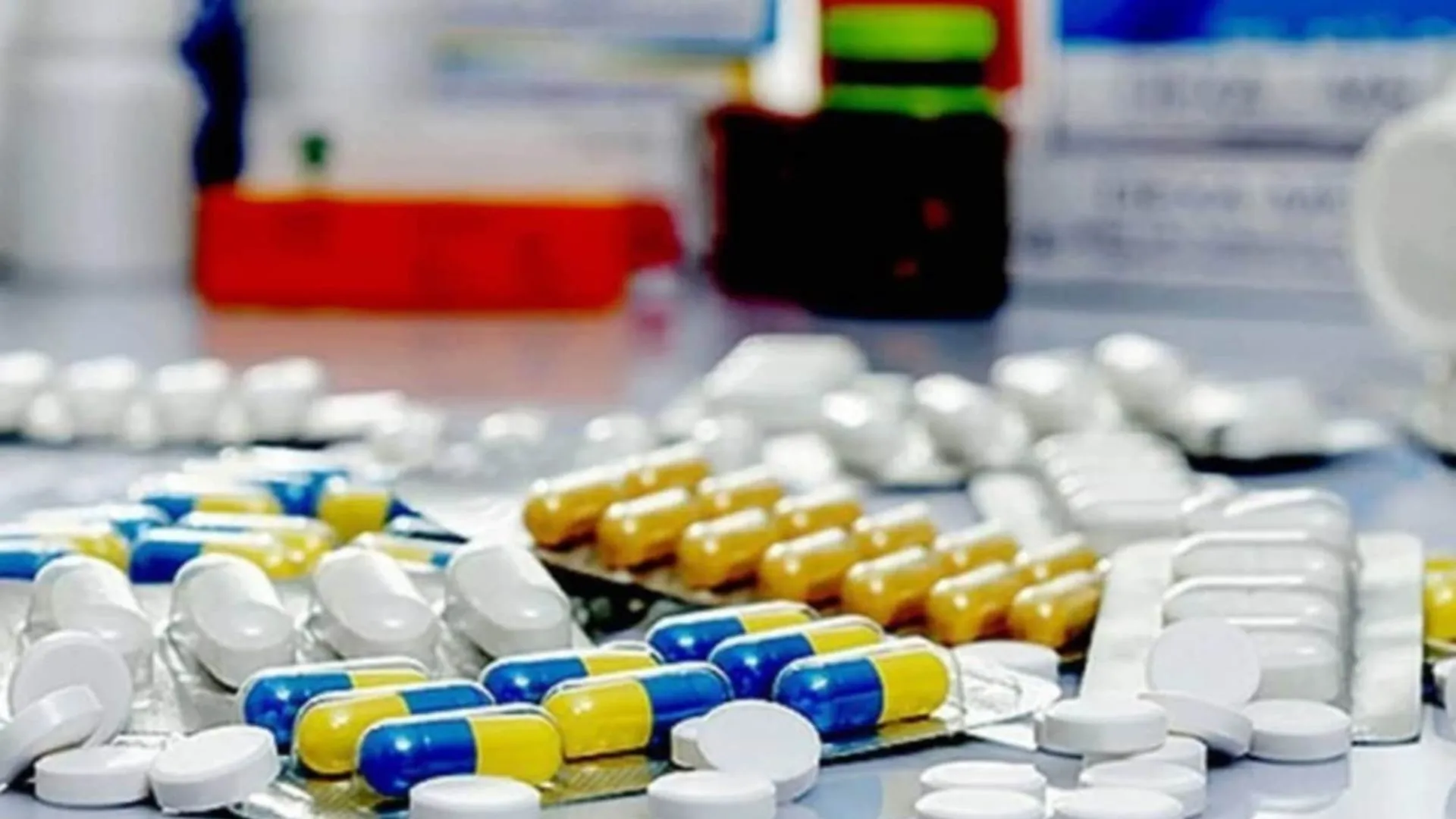 सरकार ने 35 एफडीसी दवाओं के निर्माण और बिक्री पर लगाया प्रतिबंध 