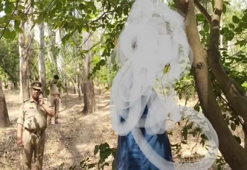 मुरादाबाद : पेड़ से लटका मिला युवती का शव, पोस्टमार्टम रिपोर्ट में गर्भवती निकली...युवती की शिनाख्त में जुटी पुलिस