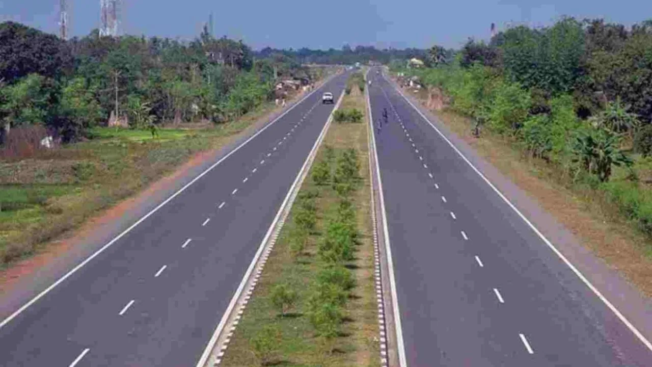 Kanpur: हमीरपुर समानांतर हाईवे के लिए बनेगी DPR, कितनी भूमि का अधिग्रहण और मुआवजा राशि खर्च होगी, इतने माह में तय होगा