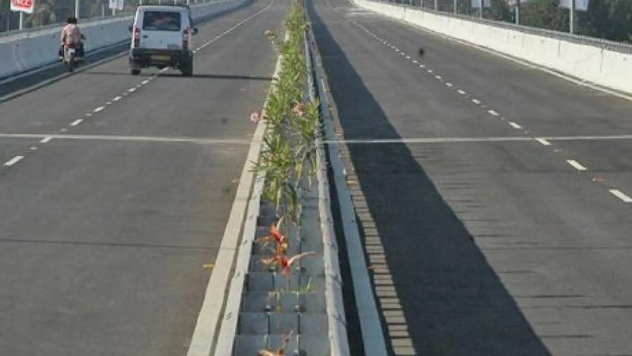 कानपुर में सेतु निगम ने रेलवे से मांगा डिजाइन व एस्टीमेट: पुल की तैयार करेगा DPR