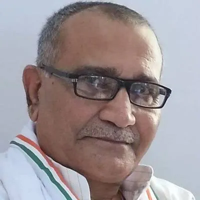 कानपुर में पूर्व विधायक नेकचंद पांडे का निधन: कांग्रेसियों में शोक की लहर