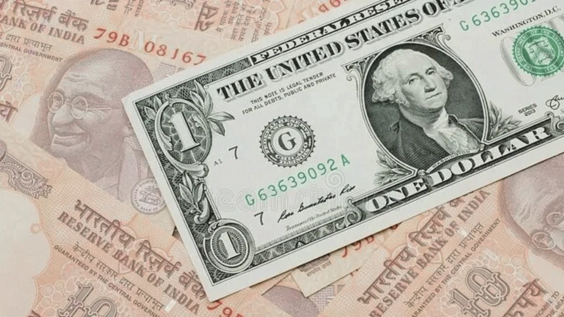 रुपया शुरुआती कारोबार में अमेरिकी डॉलर के मुकाबले 15 पैसे गिरकर 85.34 पर आया 