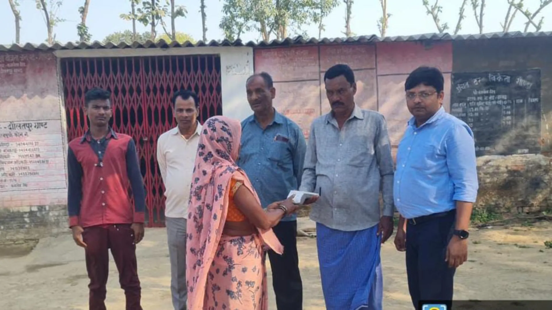 गोंडा:मुफ्त राशन ले रहे 4.50 लाख लोगों पर संकट, 30 अप्रैल तक‌ नहीं करायी KYC तो रुक सकता है खाद्यान्न 